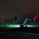 Fassadenlift für Sonnensegelwellentransport
