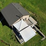 2 aufrollbare Sonnensegel