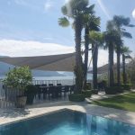 Sonnensegel auf Palmenterrasse